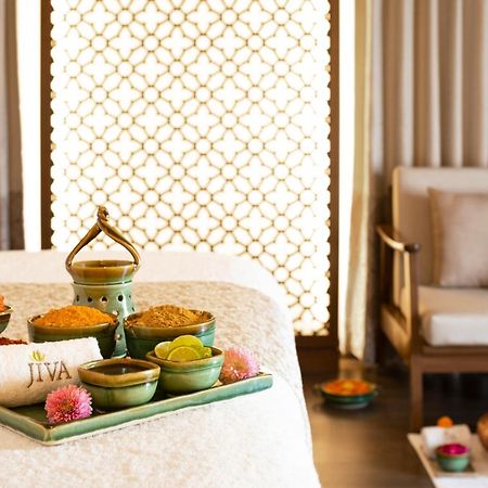 Taj Ganges Варанаси Екстериор снимка Ayurvedic spa