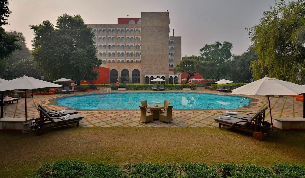 Taj Ganges Варанаси Екстериор снимка The Imperial Hotel, New Delhi