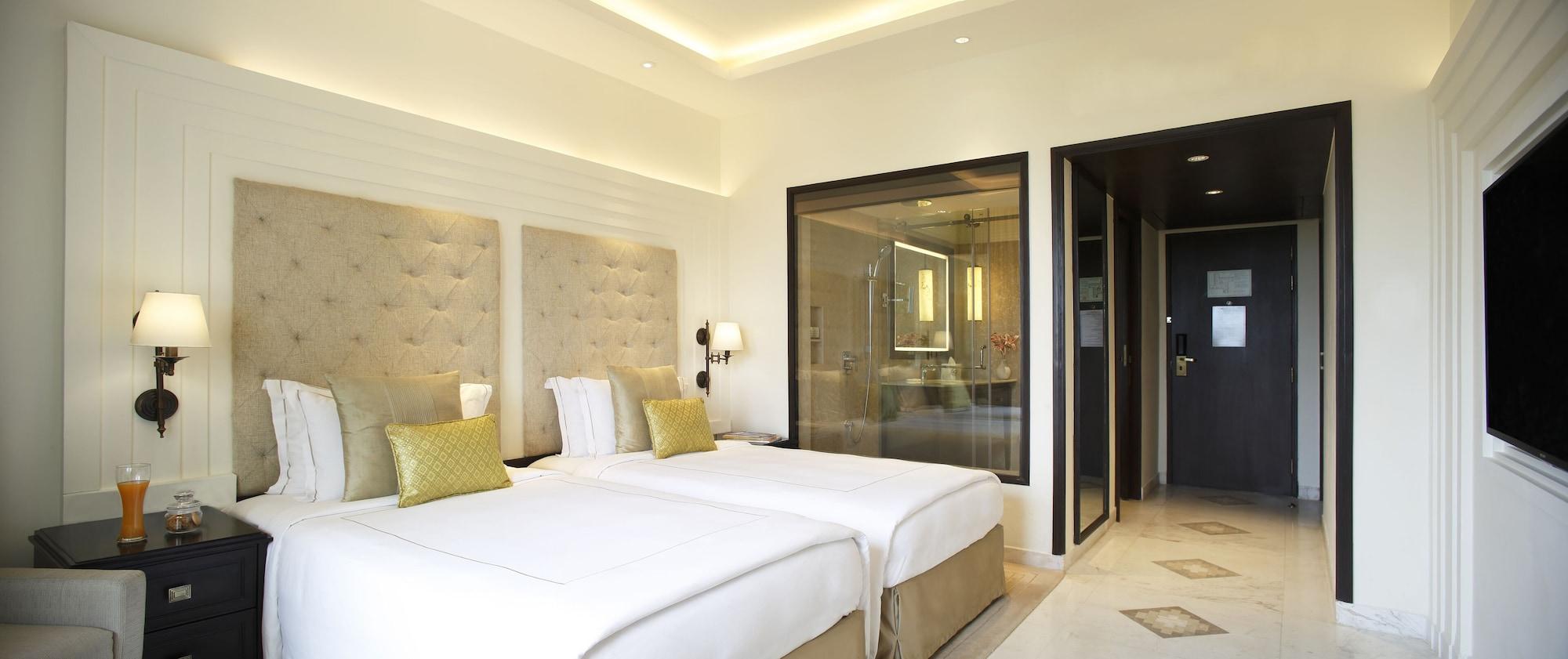 Taj Ganges Варанаси Екстериор снимка Deluxe Room